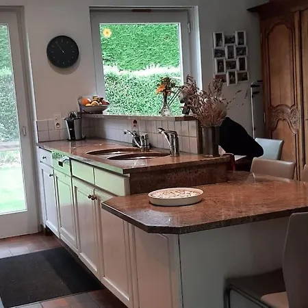 Zonnige Woning Met Zwemvijver * Koksijde