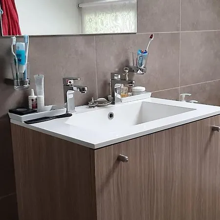 Zonnige Woning Met Zwemvijver Villa