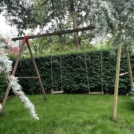 Zonnige Woning Met Zwemvijver * Koksijde